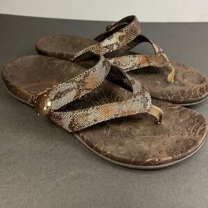 Orthaheel- Womens Brown Sandals- Flowers on footbed,‎ Size:40, Pre- Owned